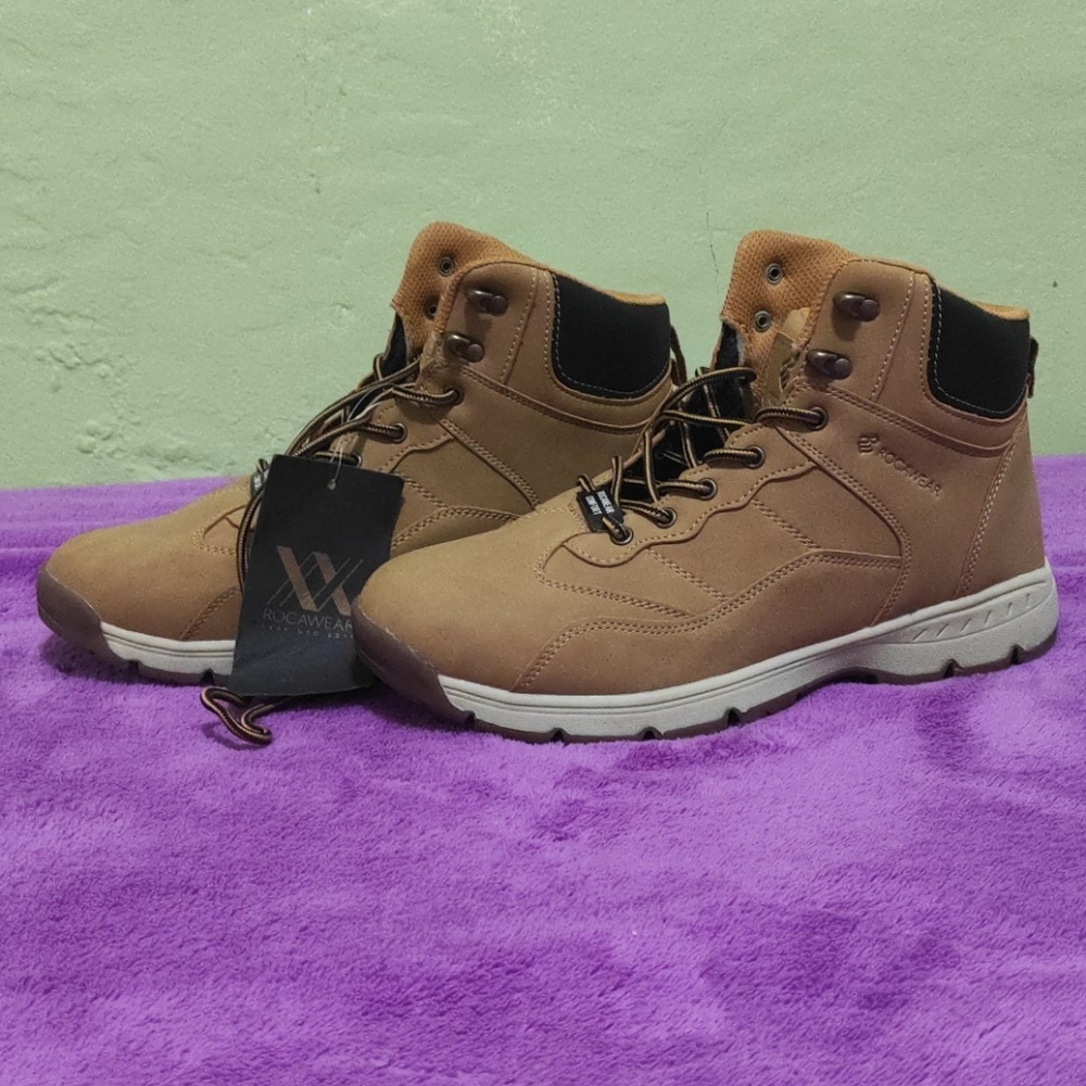Rocawear Belford Boots Size 10 Brand New with tags